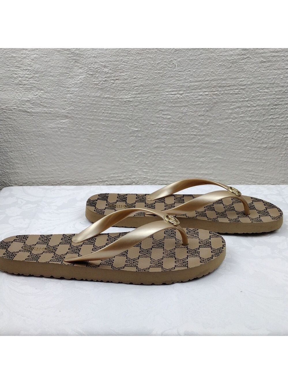 MICHAEL Michael Kors Brown Gold PVC Upper Thong Slip On Flip Flop Shoe - Picture 4 of 15